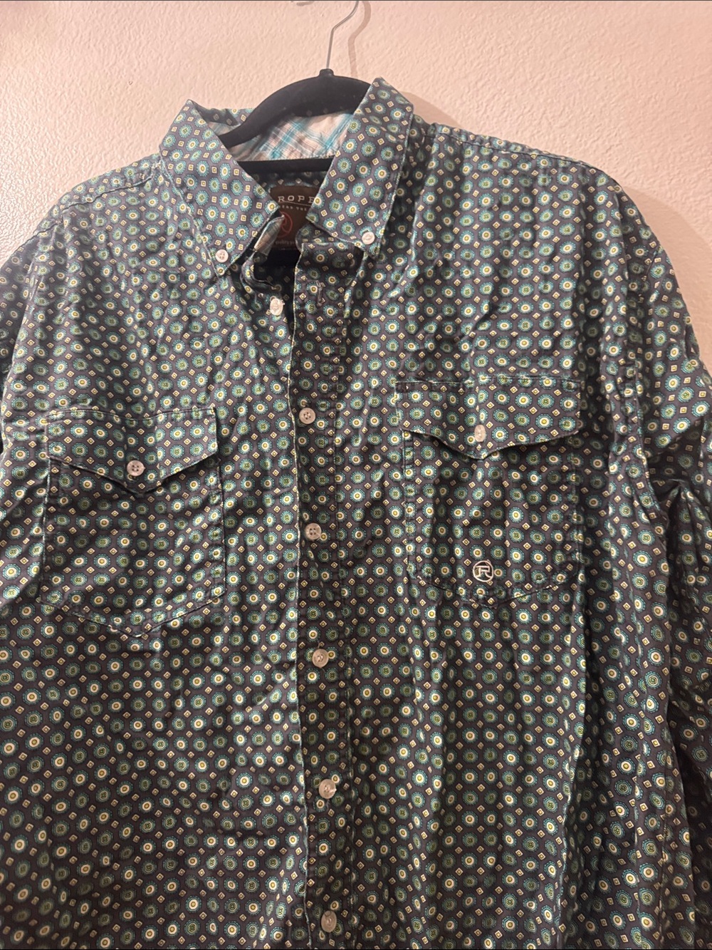 Roper Men's Green & Yellow Geo Button-Down Casual Shirt
